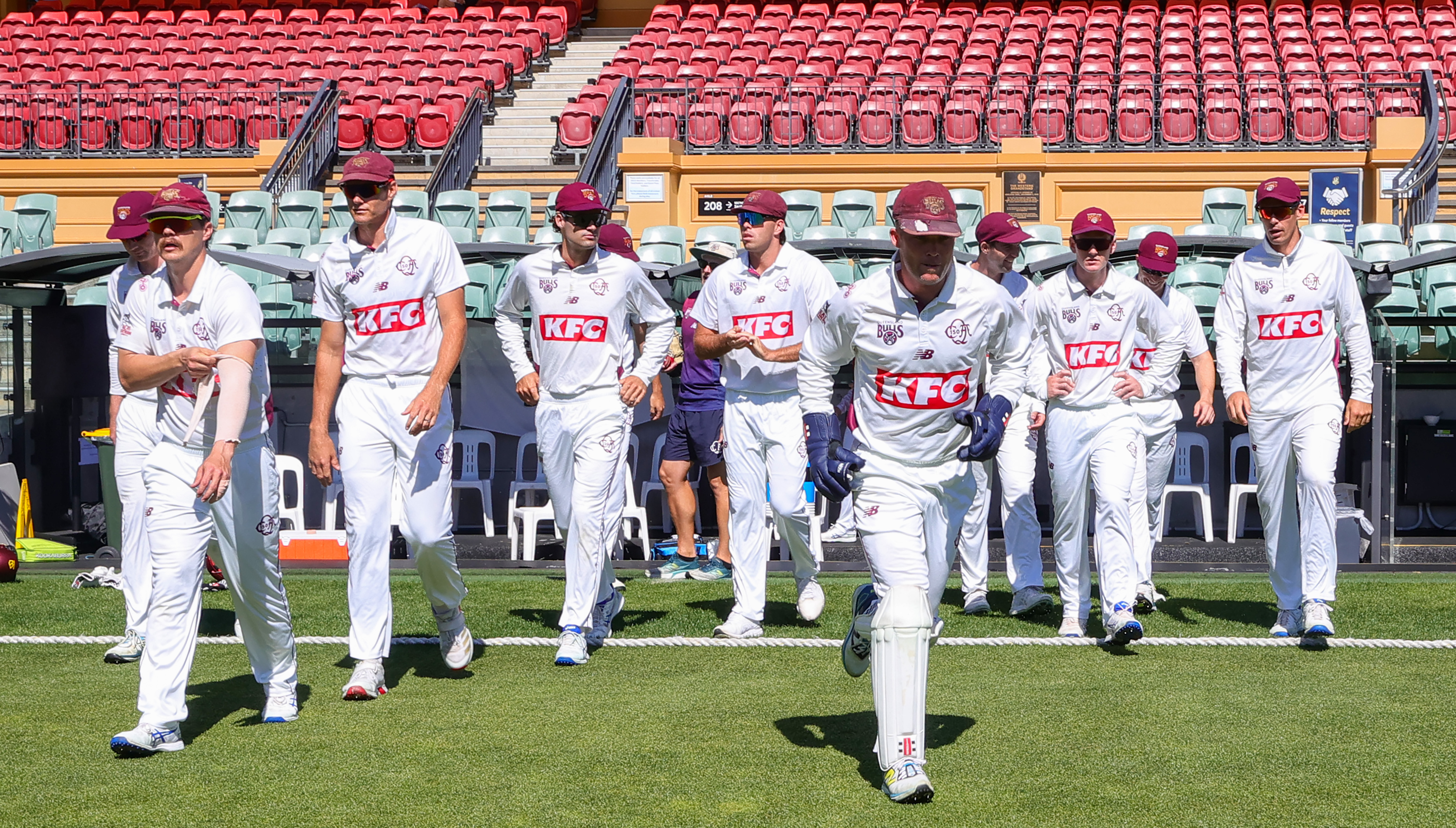 Bulls Return To Gabba